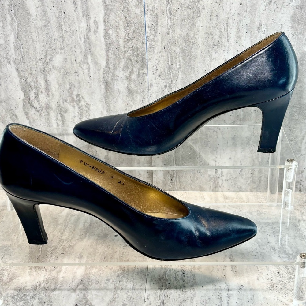 Stuart Weitzman Navy Blue Leather Heels Pumps Sz 7AA